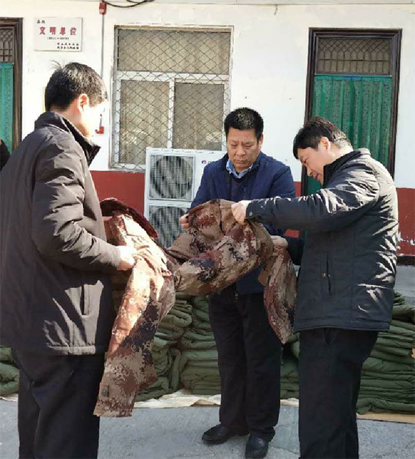 1533625974358197.jpg 1-1P324160459.jpg